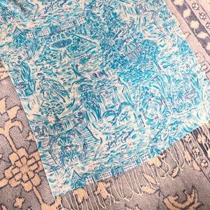 Lilly Pulitzer Greenbrier Hotel Murfee Scarf RARE!